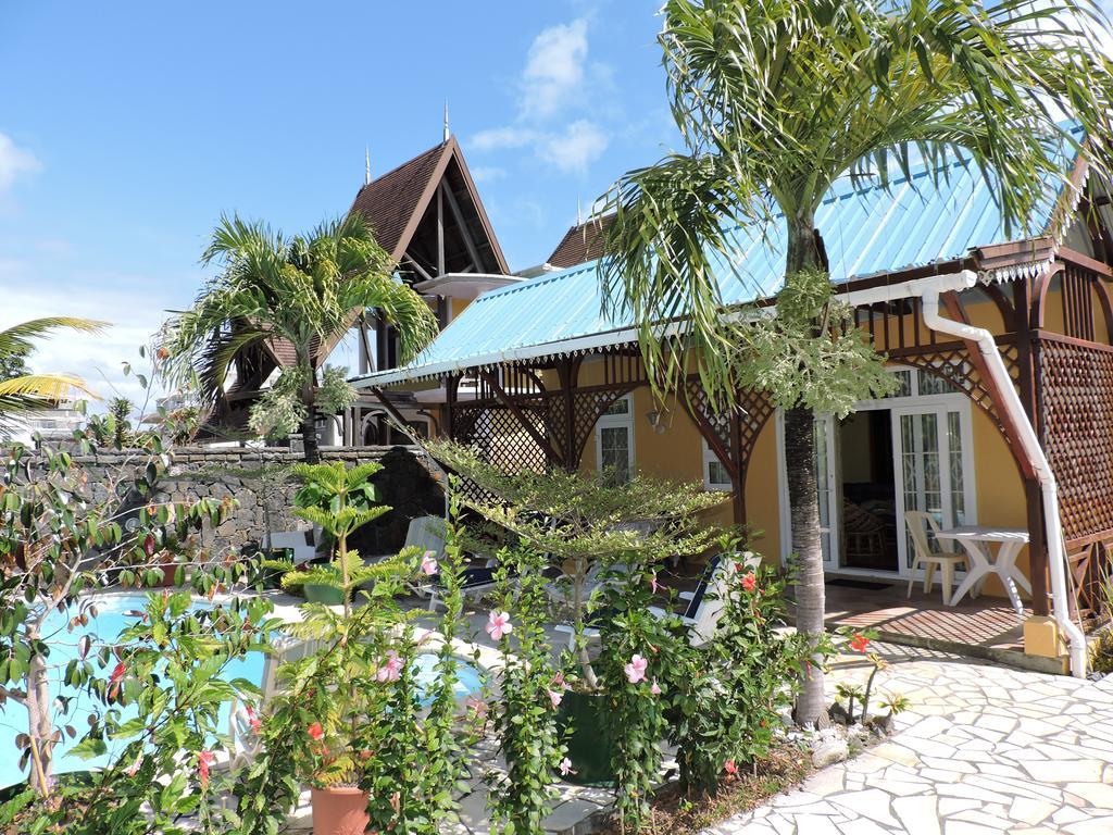 Villa Hibiscus Blue Bay Exteriör bild