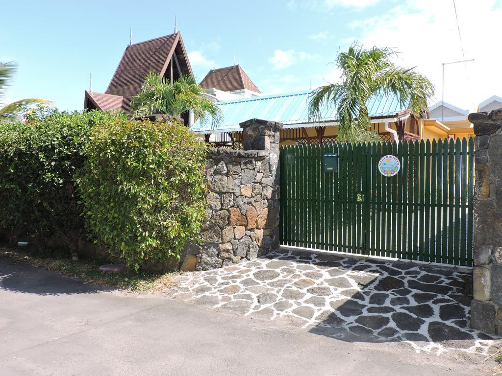 Villa Hibiscus Blue Bay Exteriör bild