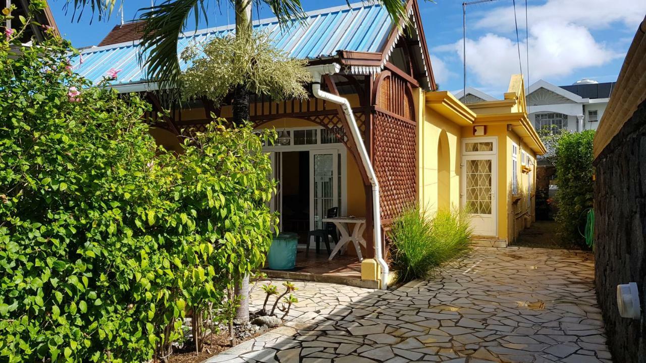 Villa Hibiscus Blue Bay Exteriör bild