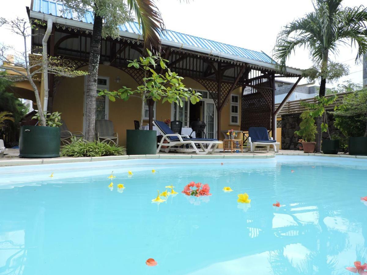 Villa Hibiscus Blue Bay Exteriör bild